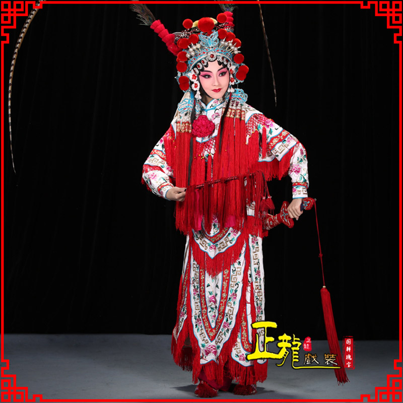 南谯刀马旦改容战父 软绉镶边女改良靠